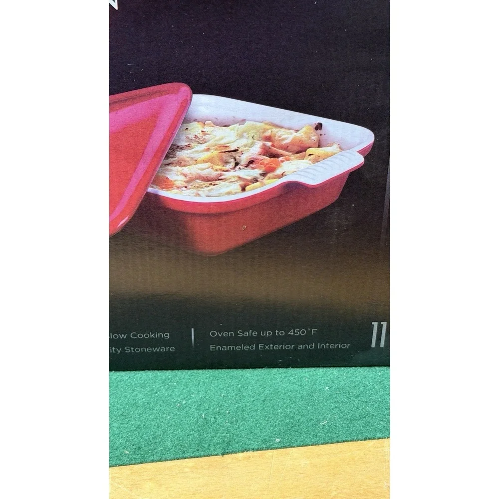 Hell's Kitchen Covered Square Casserole‎ Dish 11